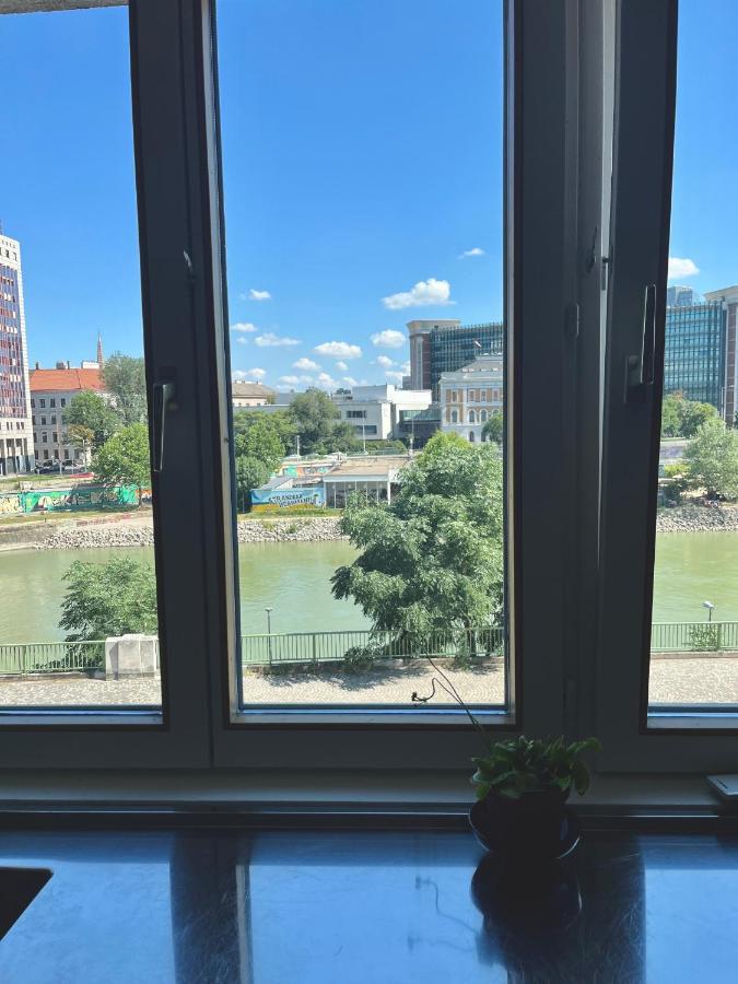 فيينا Apartment With A Musical Soul - Leopoldstadt المظهر الخارجي الصورة